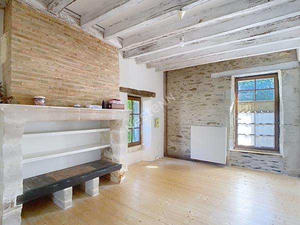 Maison ancienne, charme, Soulaire et Bourg, 3 chambres, 1,3 hectares de terrain