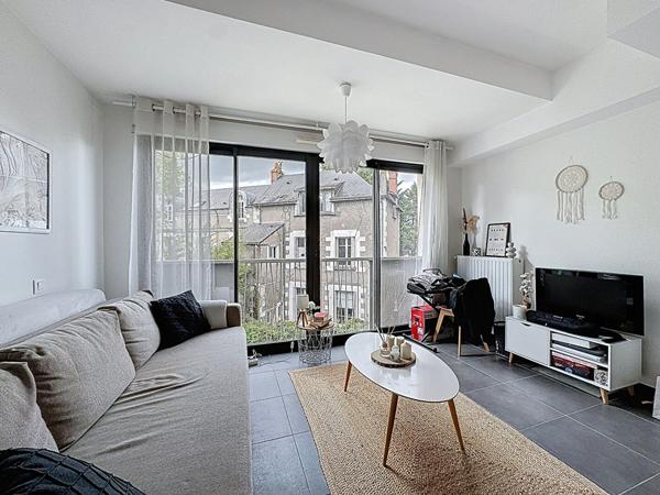 Charmant appartement T1 récent à vendre à Tours, calme et lumineux