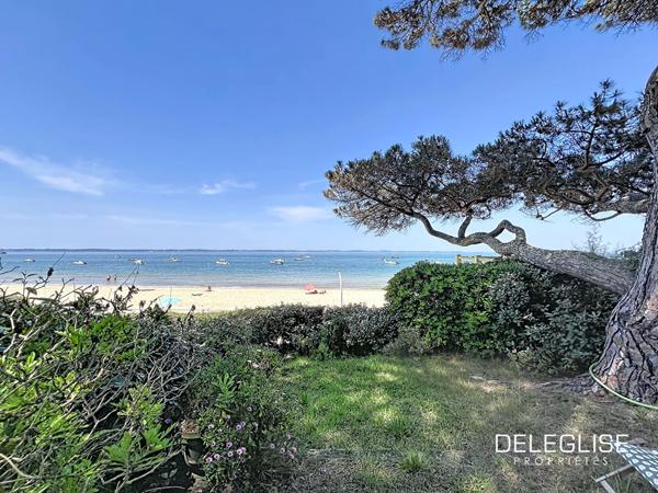 Ref. 1664 : Première ligne Pereire – Studio avec terrasse et accès direct à la plage – Ville de Printemps