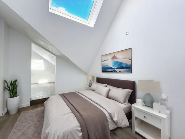 Ref. 1526 : T5 – Dernier Etage – Ville d’Été