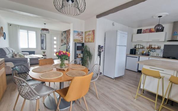 Maison à vendre    5 pièces • 88 m2 Fleury-les-Aubrais