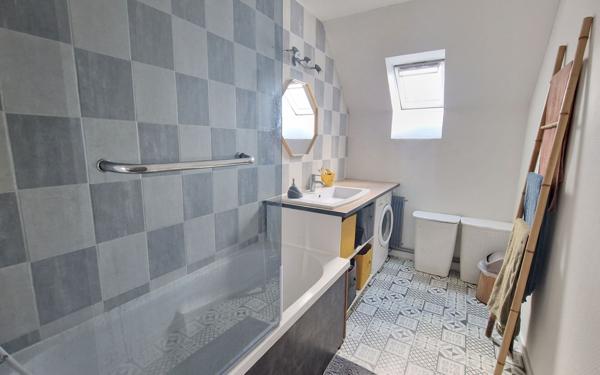 Maison à vendre    5 pièces • 88 m2 Fleury-les-Aubrais