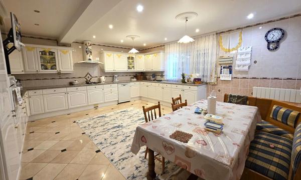 Maison à vendre à Val-de-Reuil (27100)