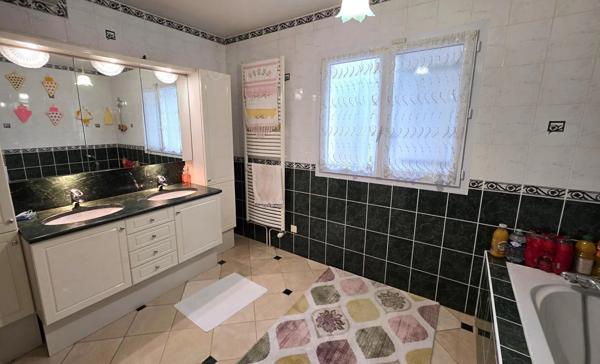 Maison à vendre à Val-de-Reuil (27100)