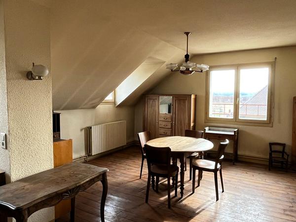 Demeure bourgeoise au cachet authentique, au coeur de Les Avenieres Veyrins-Thuellin