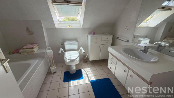 QUIBERON - Vente maison de 130 m² avec 4 chambres et beau jardin située à 300 mètres de la plage de Castero !