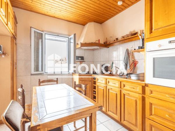 À vendre Maison 4 pièces 149 m² - L'épine 85740