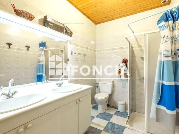 À vendre Maison 4 pièces 149 m² - L'épine 85740