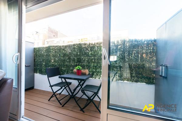 Appartement 4 pièces à vendre à Asnières-sur-Seine 798 000 € **  - Référence  561CLR