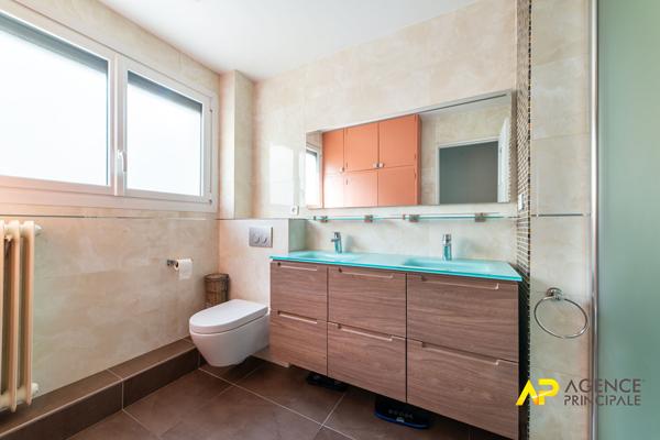 Appartement 4 pièces à vendre à Asnières-sur-Seine 798 000 € **  - Référence  561CLR