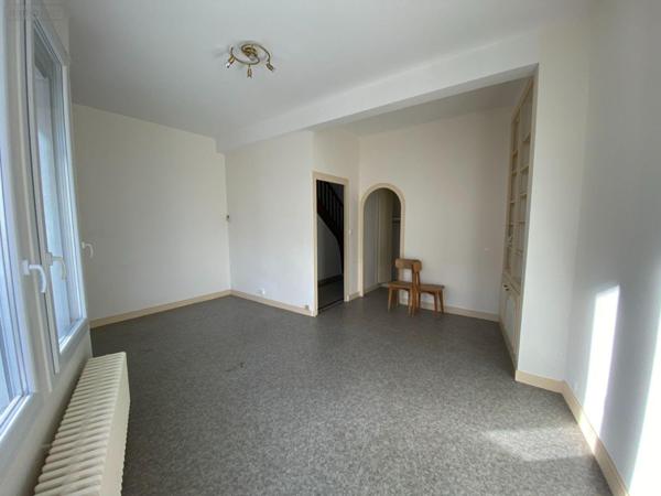 Maison à vendre à Châtillon-sur-Indre dans l'Indre (36700), ref : 1052132