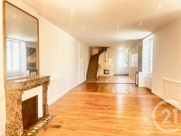 Appartement F5 à vendre  5 pièces - 153 m 2   PAU  - 64