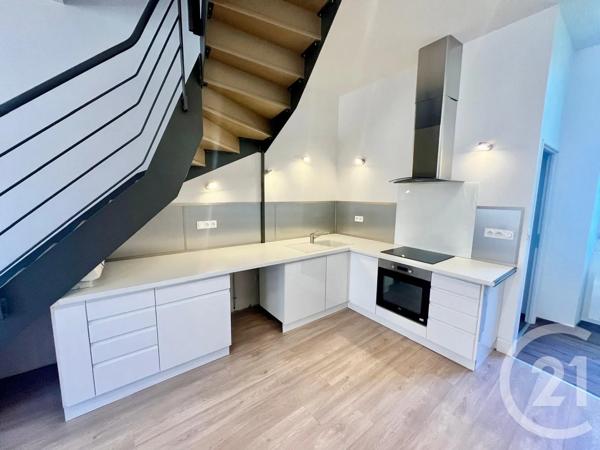 Appartement F5 à vendre  5 pièces - 153 m 2   PAU  - 64