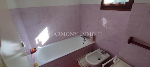 A vendre en exclusivité. Vue mer ! Appartement T3 de 49m² en duplex-Terrasse-Jardin-Garage à Sanary/mer 83110