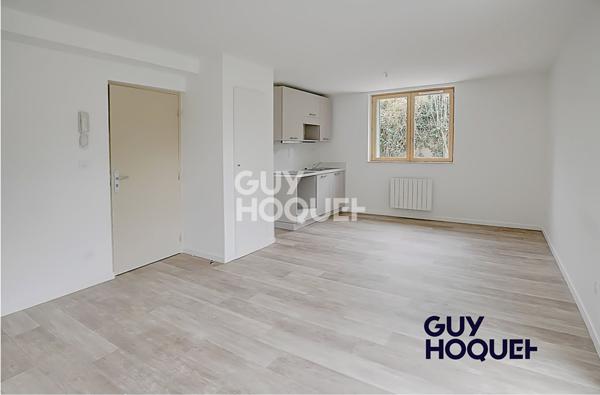 APPARTEMENT 2 PIECES DE 42,40 m², 1 CHAMBRE - 1 JARDIN PRIVATIF