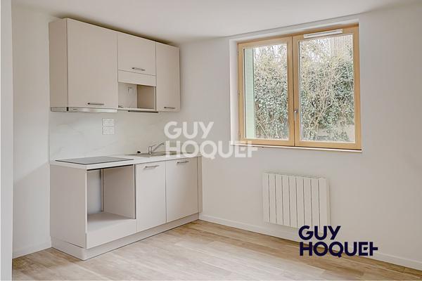 APPARTEMENT 2 PIECES DE 42,40 m², 1 CHAMBRE - 1 JARDIN PRIVATIF