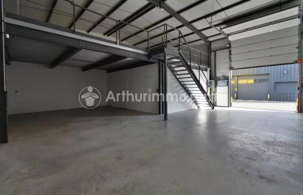 Location Local industriel 3 pièces à Verfeil