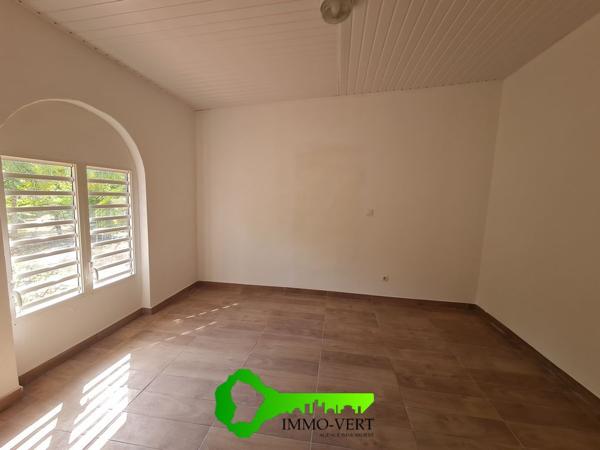 Espace de bureaux à loué à Macouria | Immo-Vert