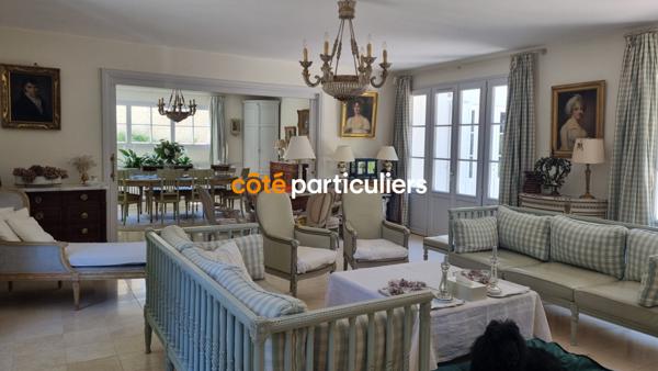 Vente Demeure de Prestige350 m² - 14 Pièces - CAEN (14000)