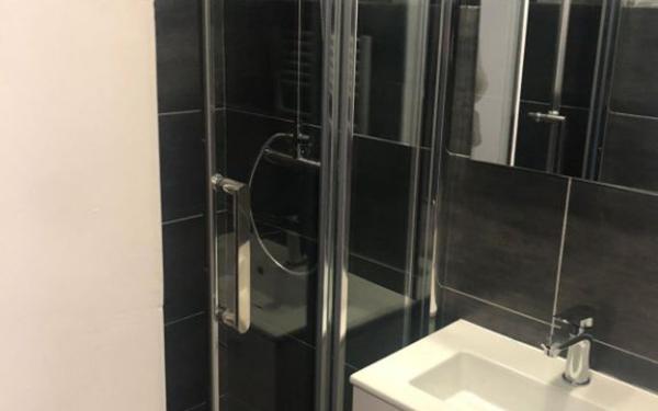 Appartement à louer    1 pièce • 14 m2 Paris 18