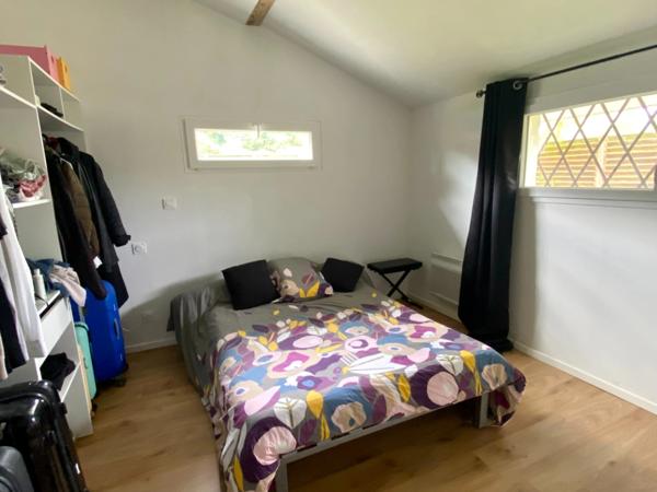 Maison de caractère 5 pièces de plain pied avec piscine - Quartier des Arènes (centre ville) à MONT DE MARSAN (40)