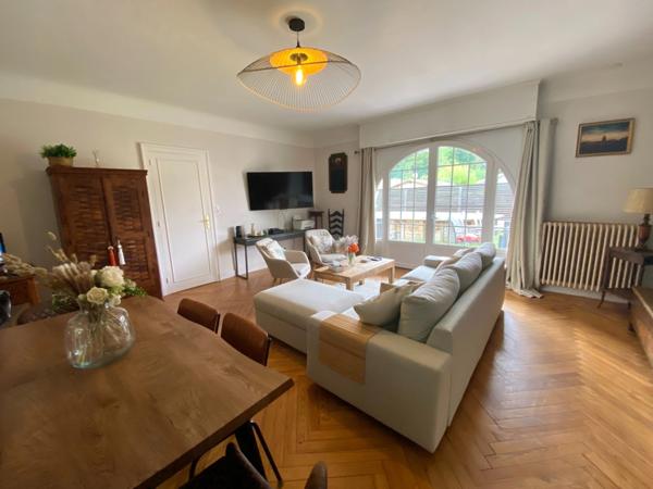 Maison de caractère 5 pièces de plain pied avec piscine - Quartier des Arènes (centre ville) à MONT DE MARSAN (40)