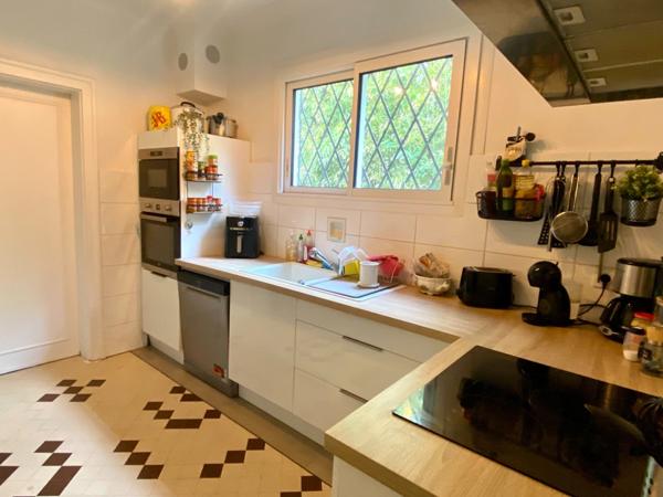 Maison de caractère 5 pièces de plain pied avec piscine - Quartier des Arènes (centre ville) à MONT DE MARSAN (40)