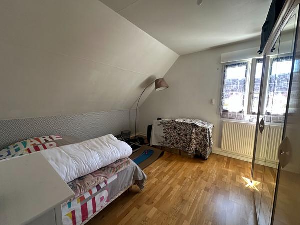 Maison familiale Angers quartier Salpinte de 5 chambres avec jardin