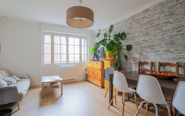 Appartement à vendre    5 pièces • 93 m2 Amiens