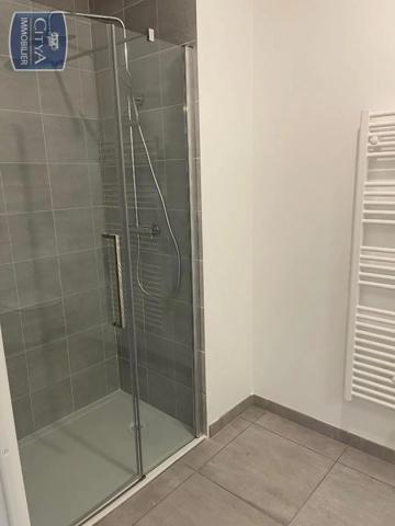 Appartement à louer 2 pièces 48.83m² Bordeaux (33800)