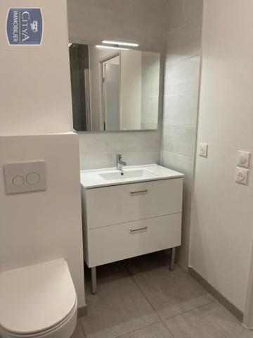 Appartement à louer 2 pièces 48.83m² Bordeaux (33800)