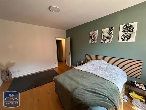 Appartement à louer 3 pièces 84.04m² Montauban (82000)