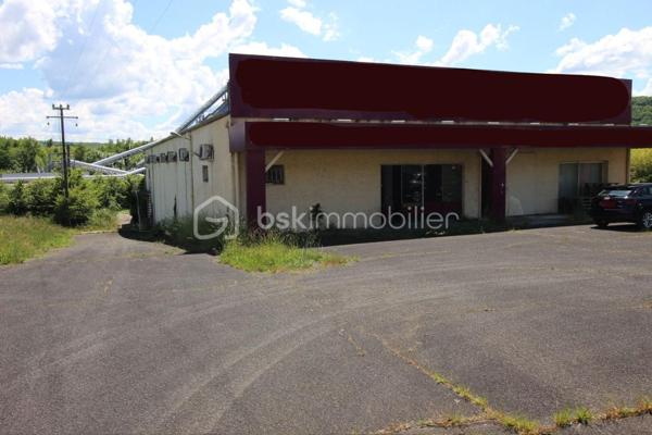 Local commercial de 1 039 m²