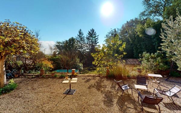 Maison à vendre    7 pièces •  Trévoux