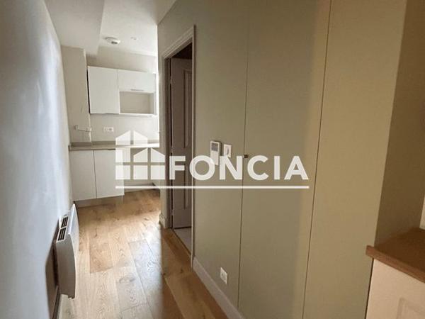 Location Appartement 2 pièces 36.42 m² - 8 RUE D'ESCURES Orleans 45000