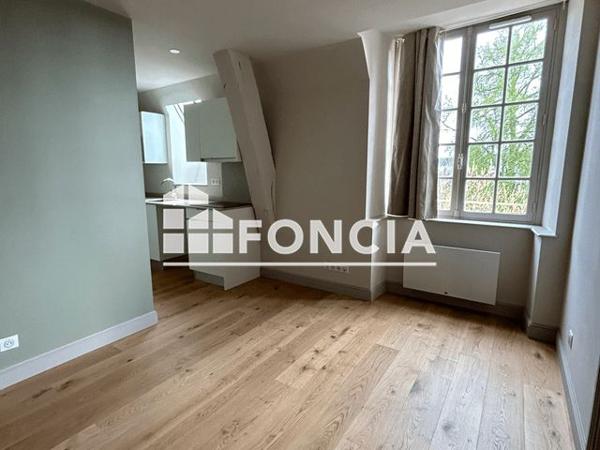 Location Appartement 2 pièces 36.42 m² - 8 RUE D'ESCURES Orleans 45000