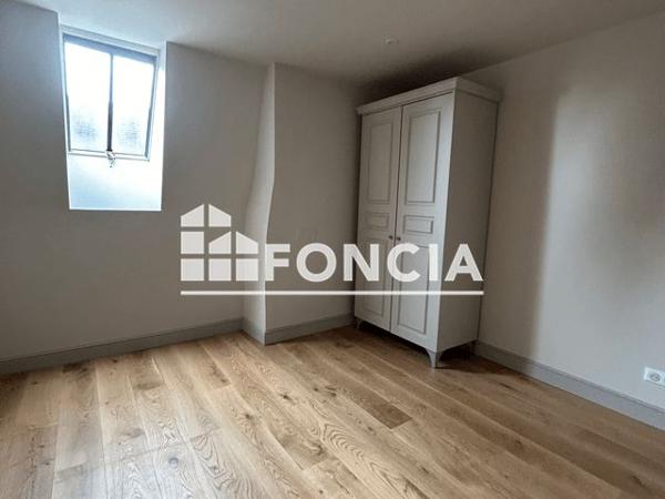 Location Appartement 2 pièces 36.42 m² - 8 RUE D'ESCURES Orleans 45000