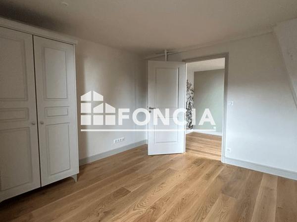 Location Appartement 2 pièces 36.42 m² - 8 RUE D'ESCURES Orleans 45000