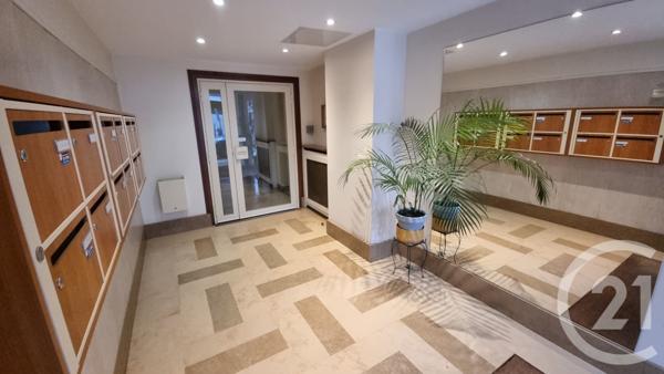 Appartement F5 à vendre  5 pièces - 91,26 m2 ST MAUR DES FOSSES - 94