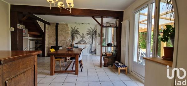 Maison traditionnelle 7 pièces de 132 m² à Dammartin-en-Goële (77230)