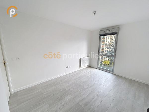 Vente Appartement82 m² - 4 Pièces - IVRY SUR SEINE (94200)