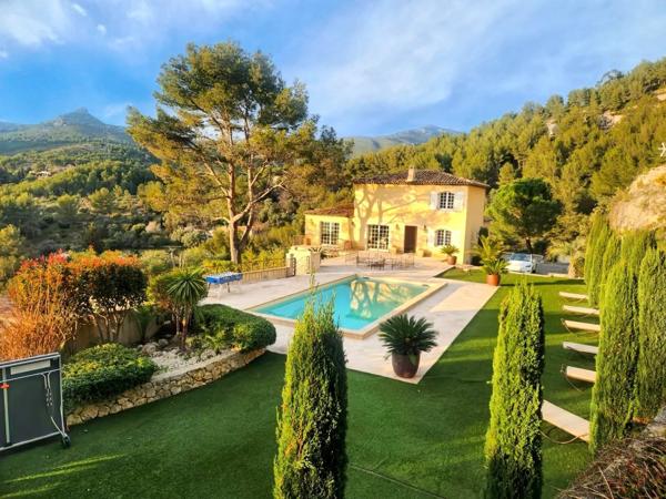 Allauch (13190) BASTIDE / MAISON / VILLA, 350 m² AU CALME - VUE PANORAMIQUE GARLABAN - PISCINE, MARSEILLE 11ème ALLAUCH / LA