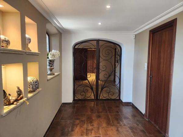 Allauch (13190) BASTIDE / MAISON / VILLA, 350 m² AU CALME - VUE PANORAMIQUE GARLABAN - PISCINE, MARSEILLE 11ème ALLAUCH / LA