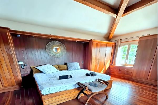 Allauch (13190) BASTIDE / MAISON / VILLA, 350 m² AU CALME - VUE PANORAMIQUE GARLABAN - PISCINE, MARSEILLE 11ème ALLAUCH / LA