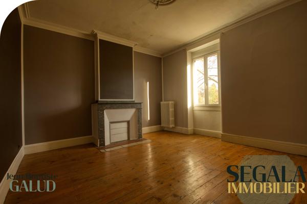 Blaye-les-Mines (81400) Immeuble 430 m² au sol