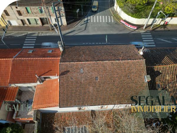 Blaye-les-Mines (81400) Immeuble 430 m² au sol