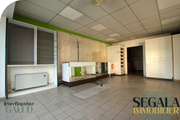 Blaye-les-Mines (81400) Immeuble 430 m² au sol