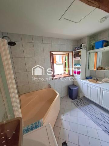 Ancienne grange restauré en maison de type quercynois