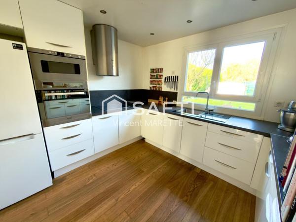 Maison 3 chambres + garage + recharge voiture électrique – proche gare