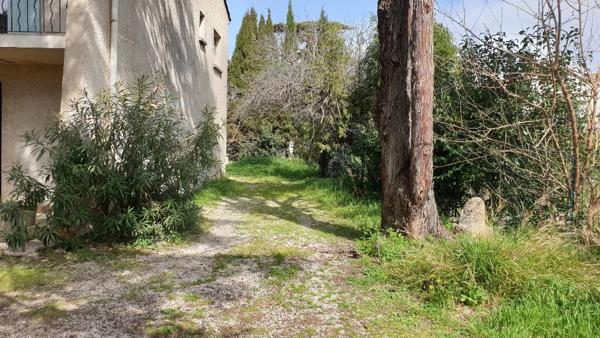 Location Appartement 4 pièces 94 m2 à Salon-de-Provence